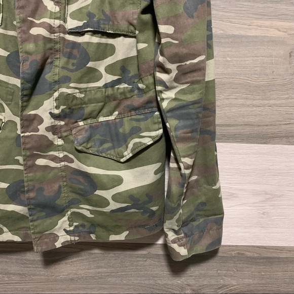 Camouflage Utility Jacket - Picture 7 of 7